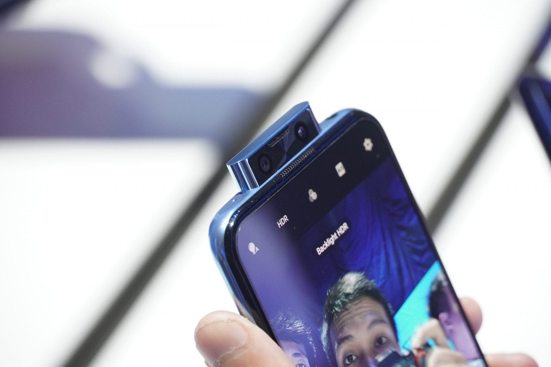 Vivo ra mắt V17 Pro