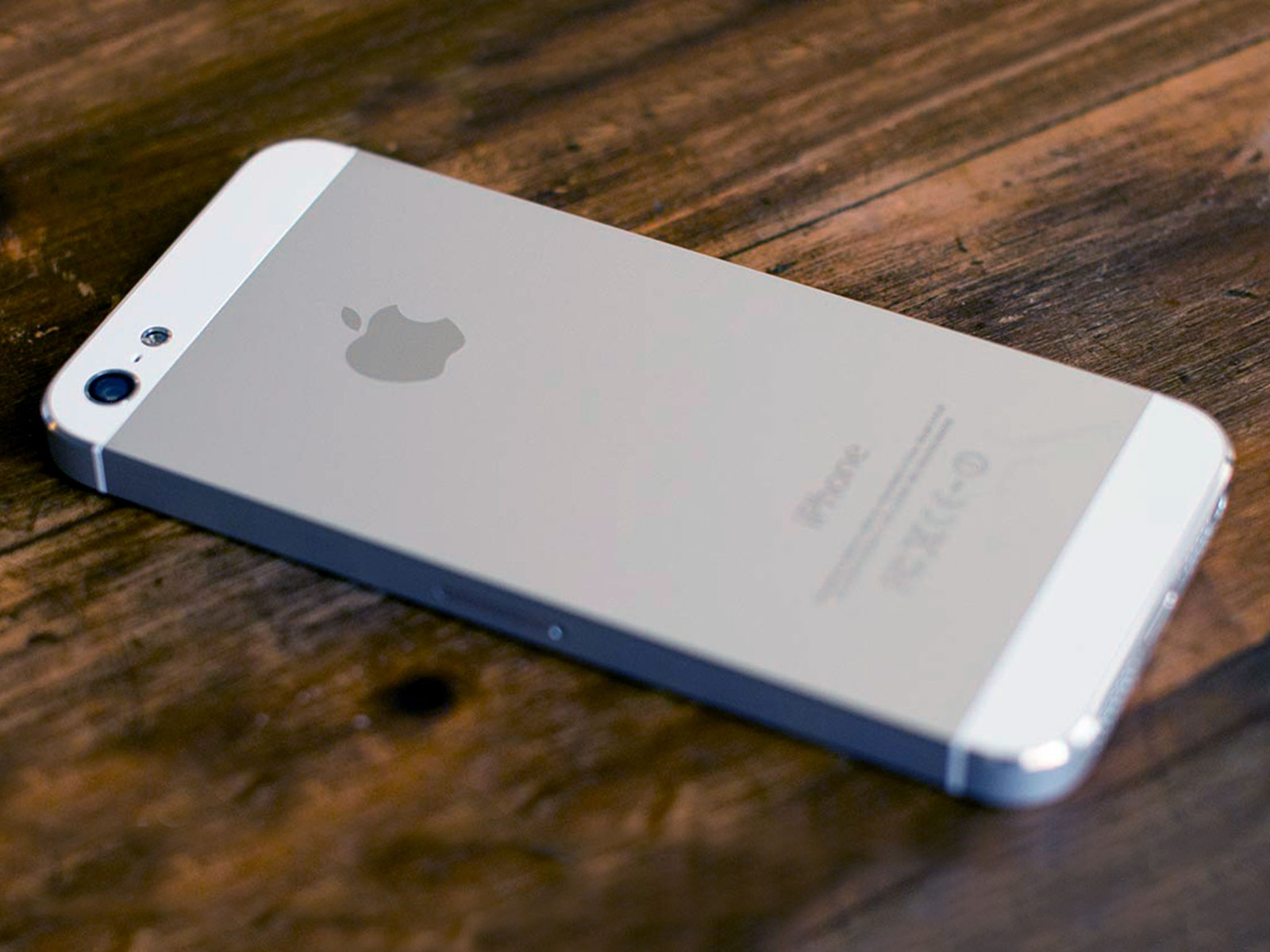 Nếu bạn đang dùng iPhone 5, hãy cập nhật iOS 10.3.4 ngay