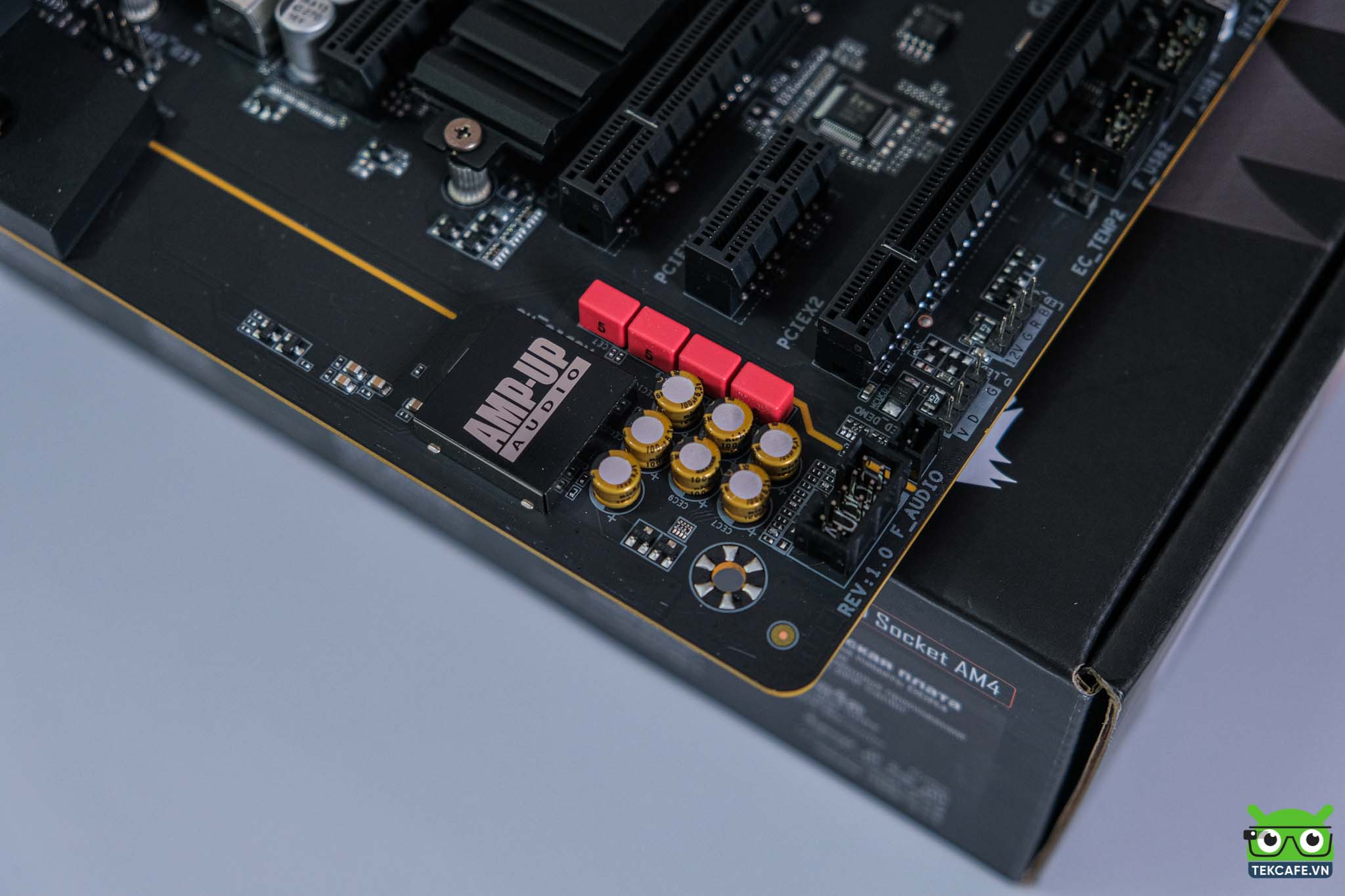 Gigabyte B550