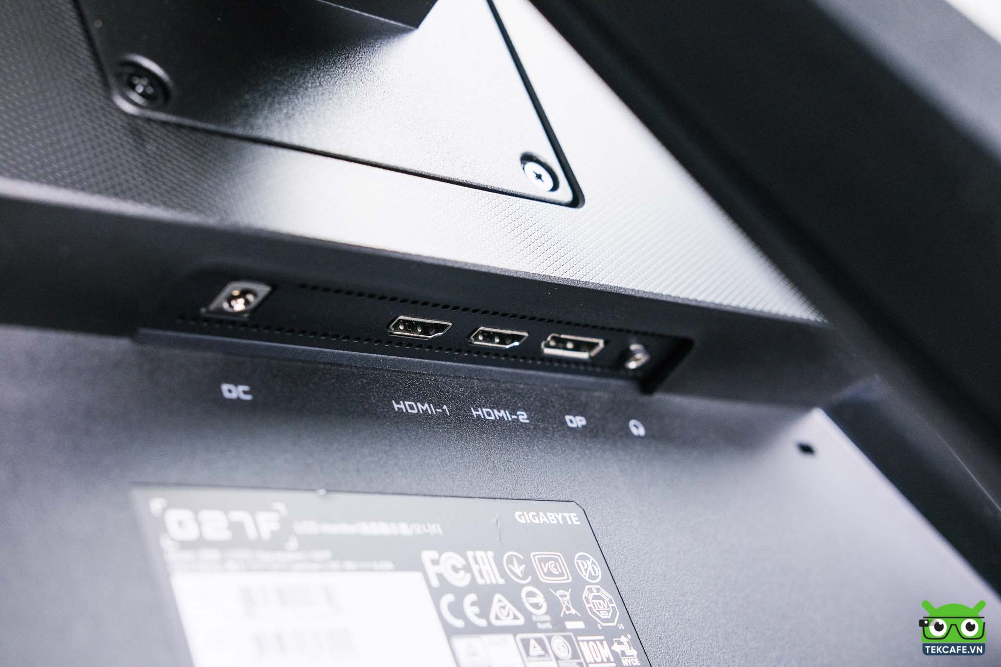 Gigabyte G27F
