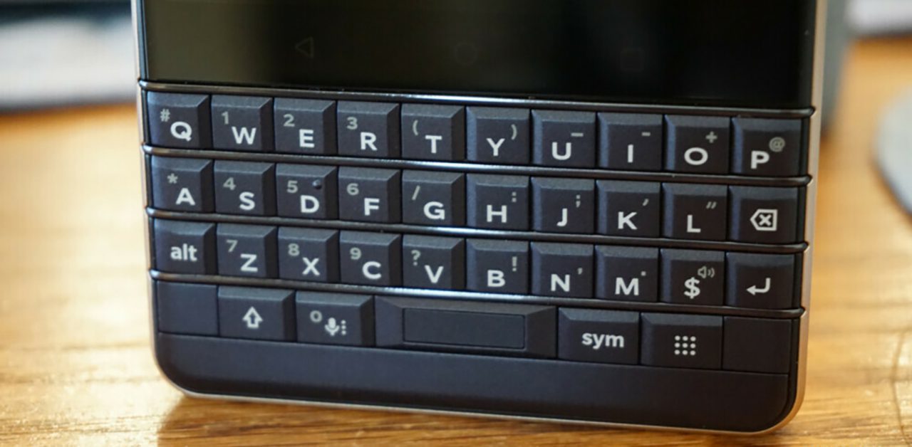 Điện thoại Blackberry sắp "hồi sinh" với bàn phím vật lý và kết nối 5G