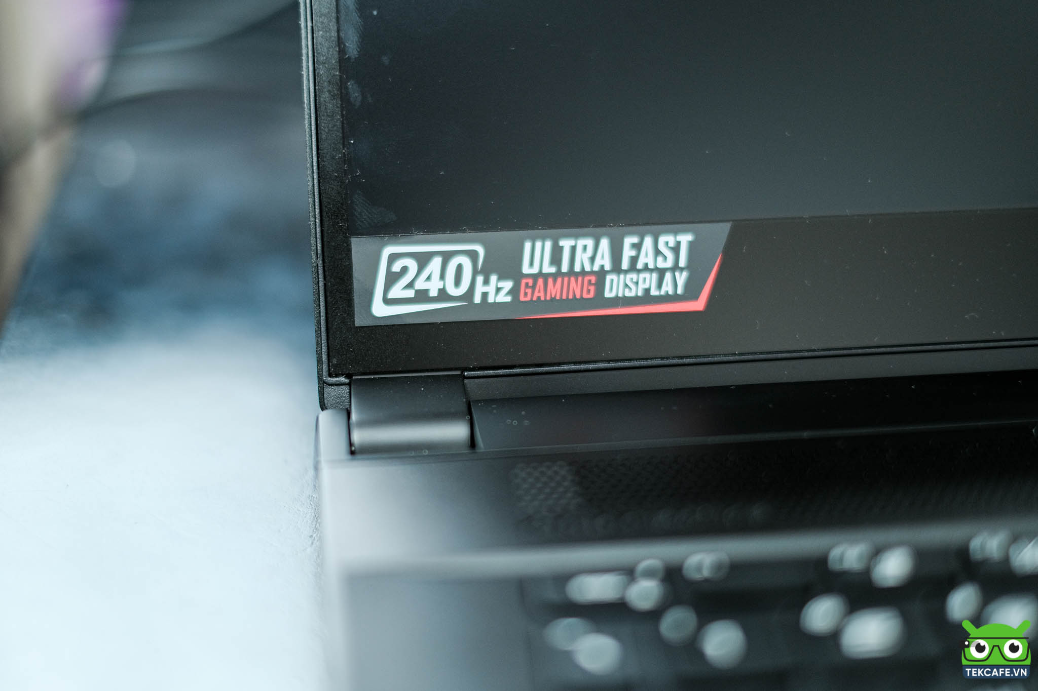 màn hình 240Hz