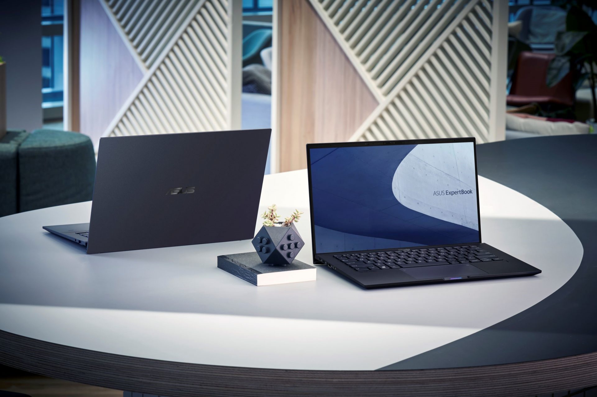 ASUS ExpertBook B9 (B9400)