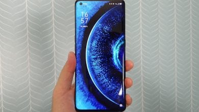 OPPO Find X3 Pro lộ ảnh render: Màn hình cong và thiết kế camera sau mới