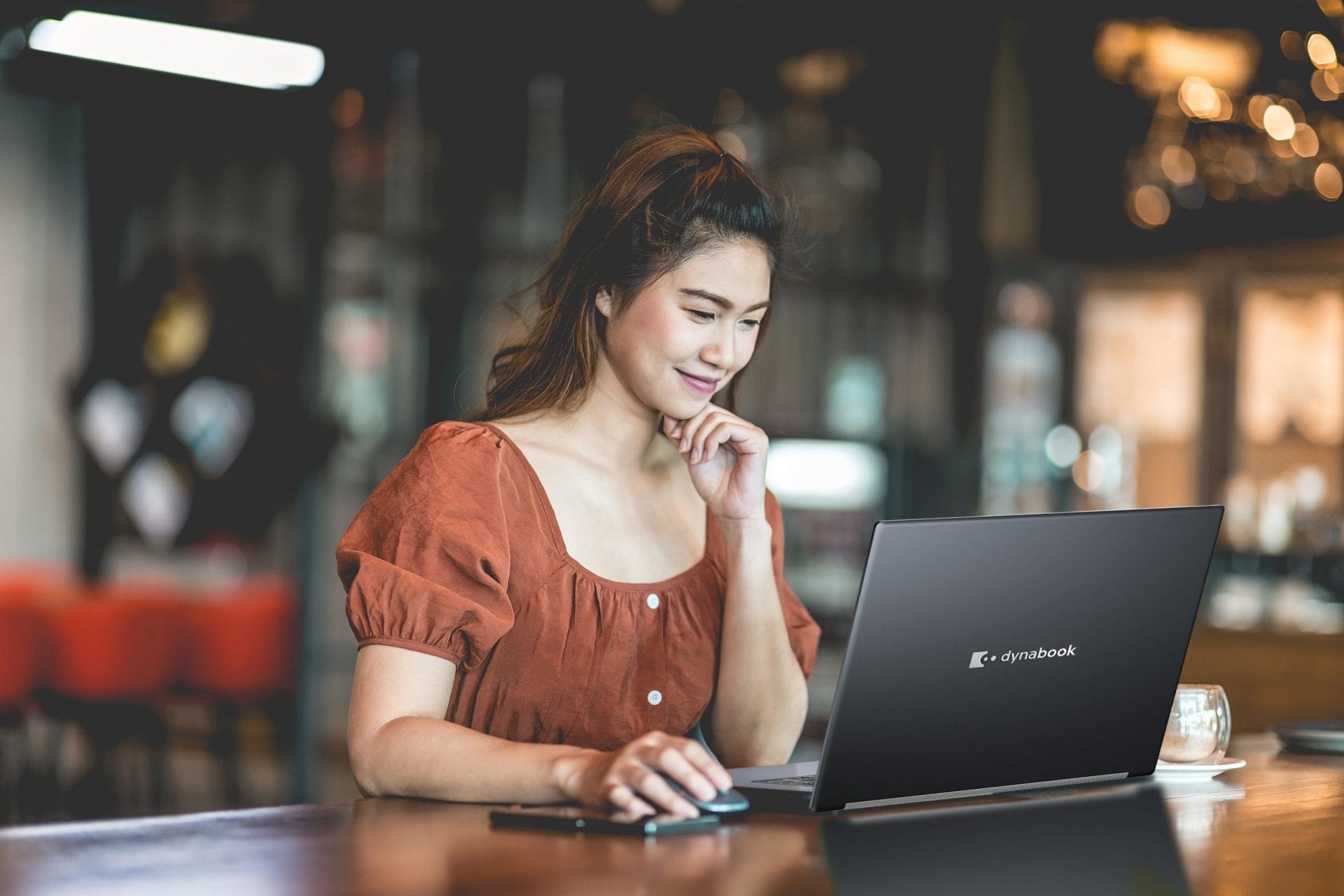 trang bị bộ xử lý Intel Core thế hệ thứ 11
