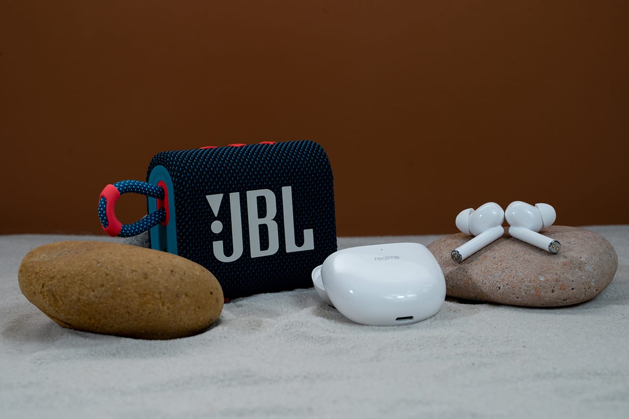 tai nghe Realme với loa JBL
