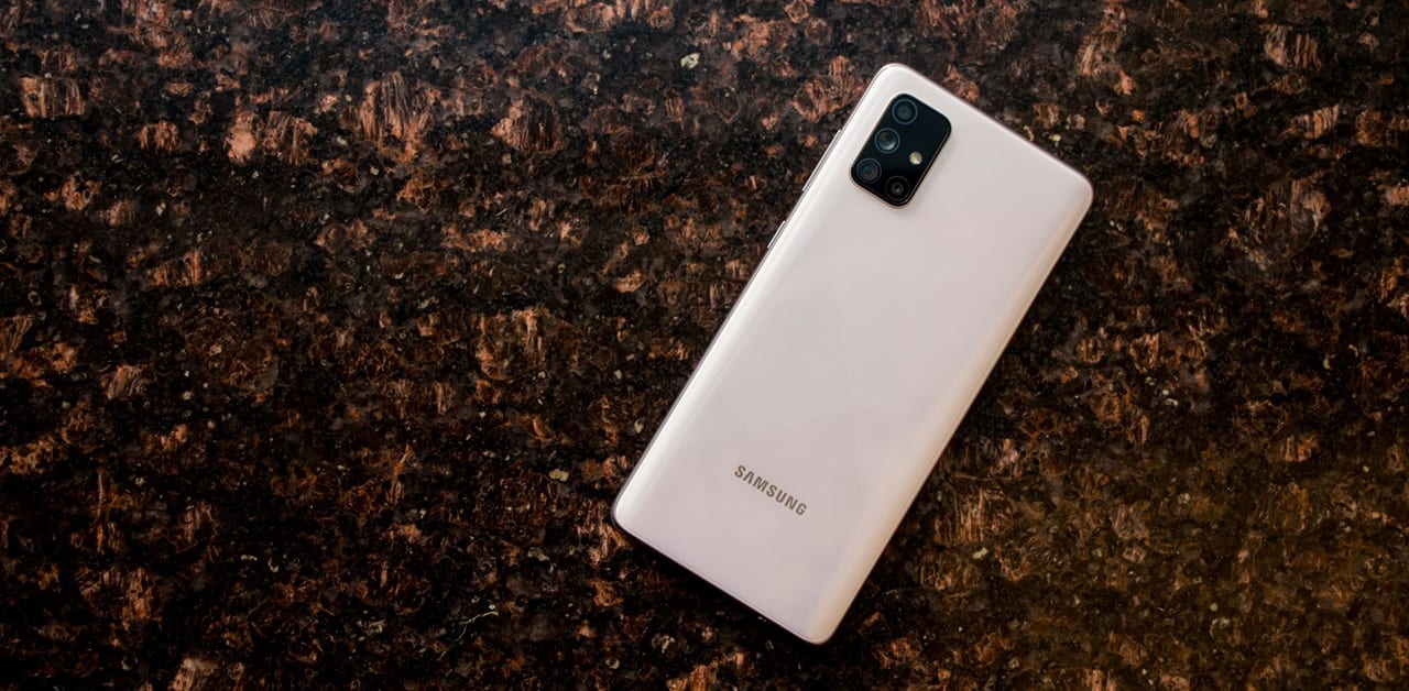 Samsung Galaxy A72 4G được xác nhận có sạc nhanh như flagship Galaxy S21