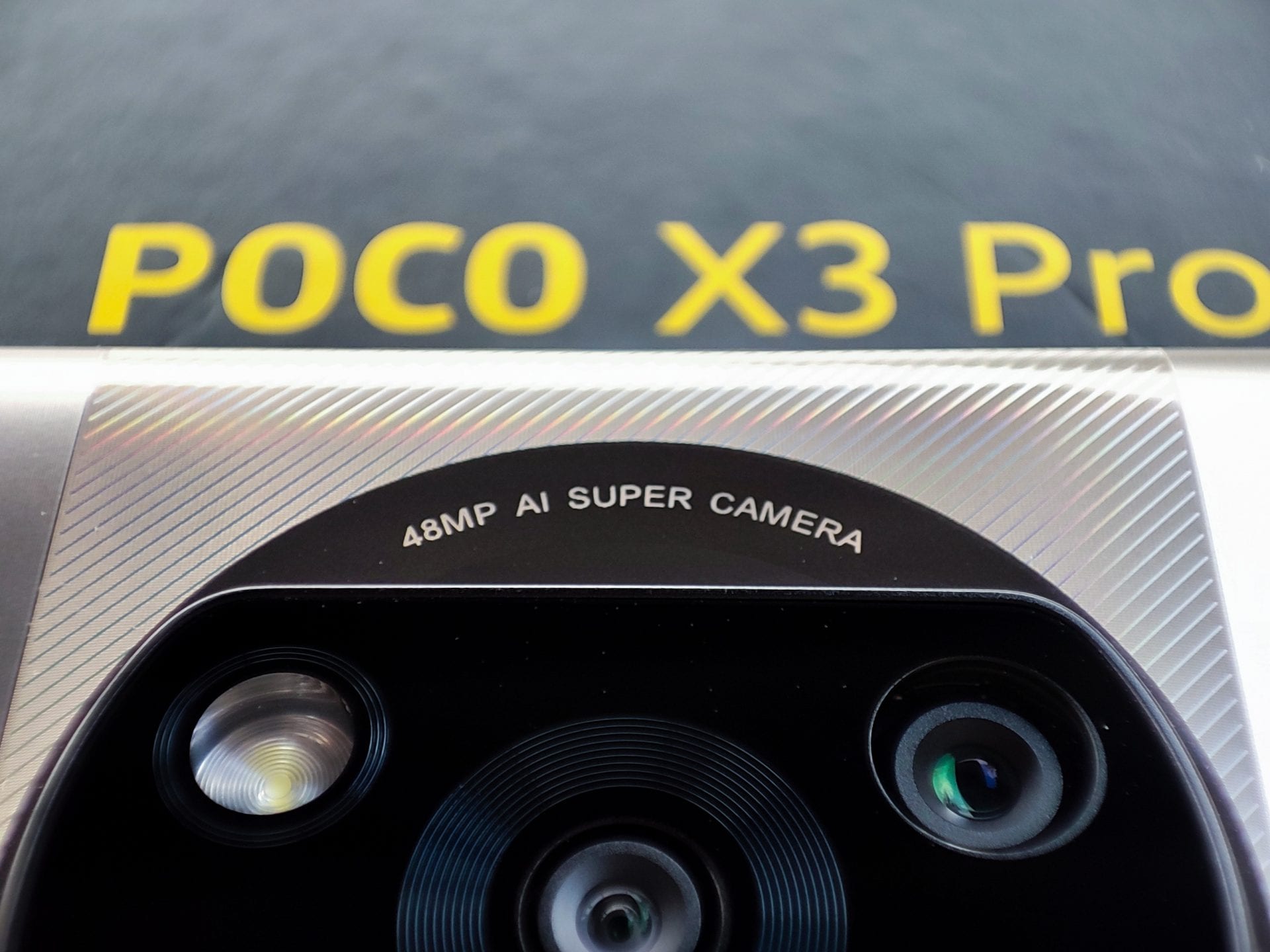 Thiết kế cụm camera