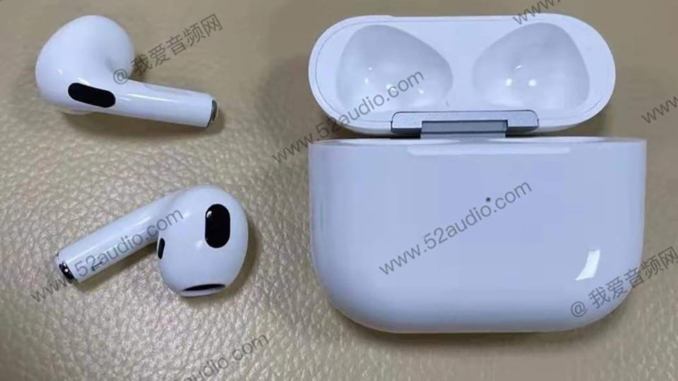 Apple AirPods 3 lộ diện ảnh thực tế kèm với thiết kế hoàn toàn mới