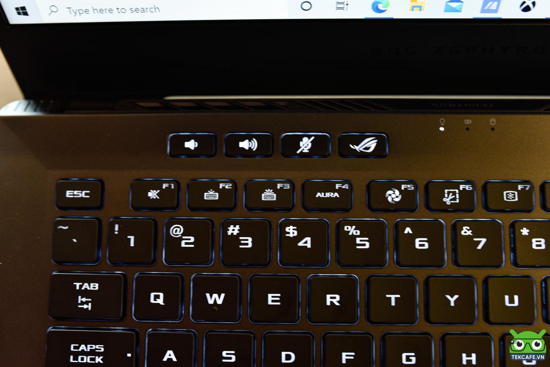 bàn phím ROG Zephyrus G14