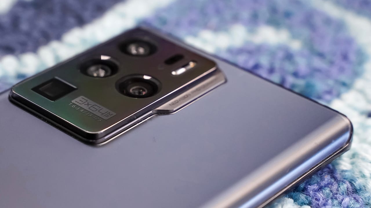 ZTE úp mở về smartphone 20GB RAM đầu tiên trên thế giới