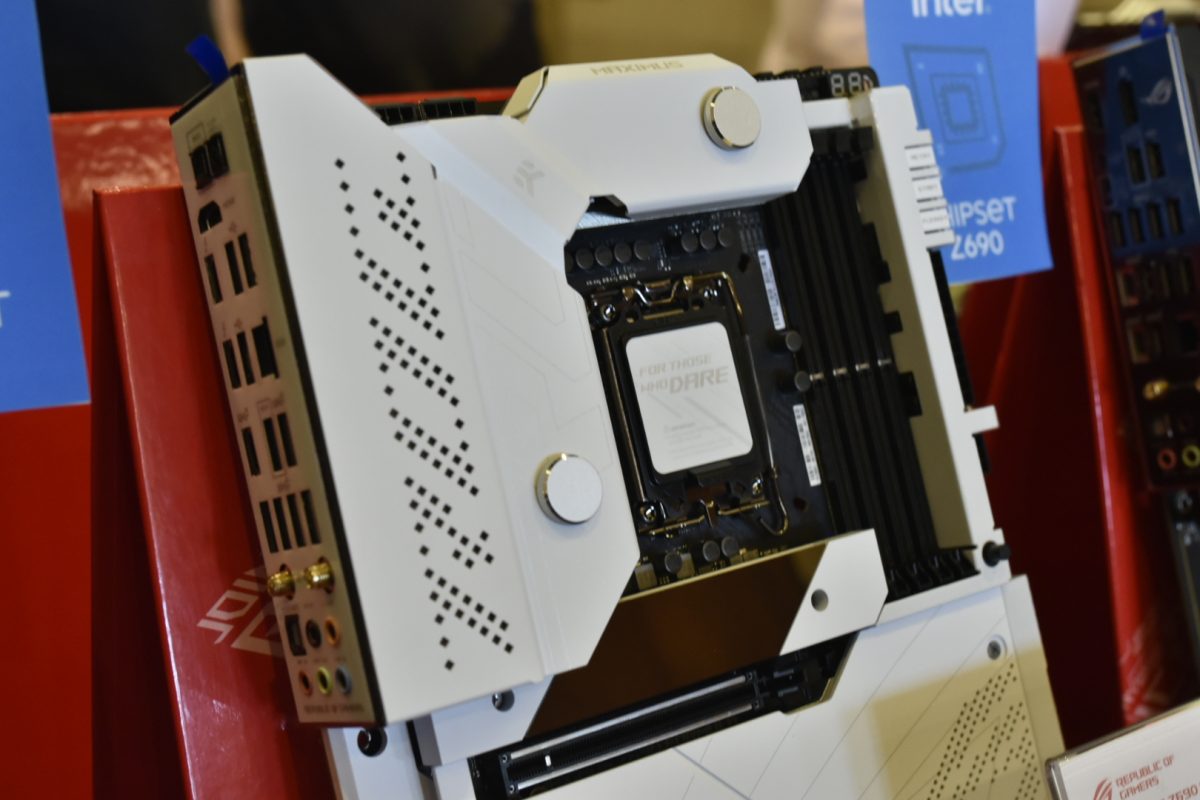 ROG Maximus Z690 Formula