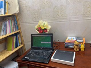  Góc dạy học trực tuyến cùng Bảng vẽ điện tử Wacom, của cô Đinh Mỹ Hiền, giáo viên dạy Toán, Trường THPT chuyên Nguyễn Chí Thanh, Gia Nghĩa, Đak Nông. 
