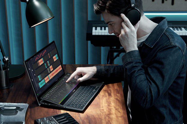 ZenBook Pro Duo 15 OLED