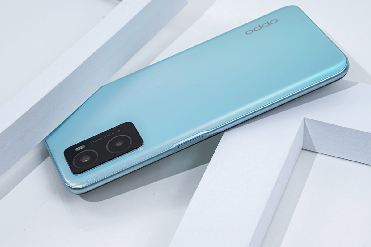 OPPO A76