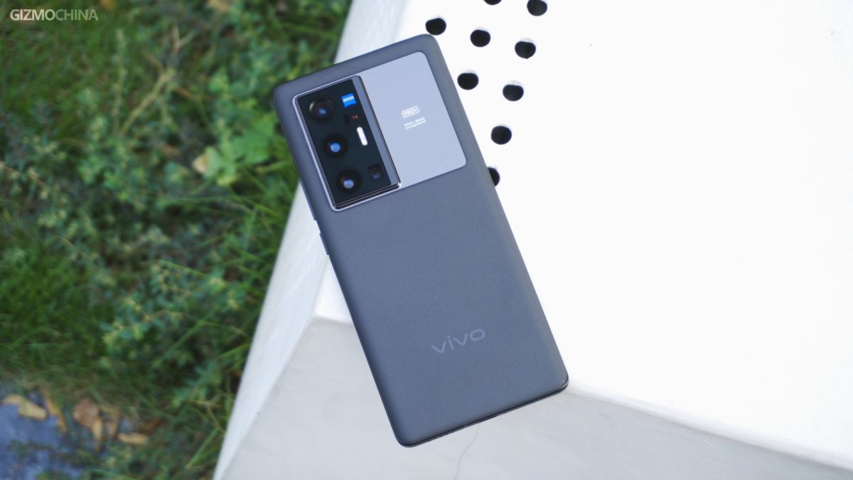 vivo X80