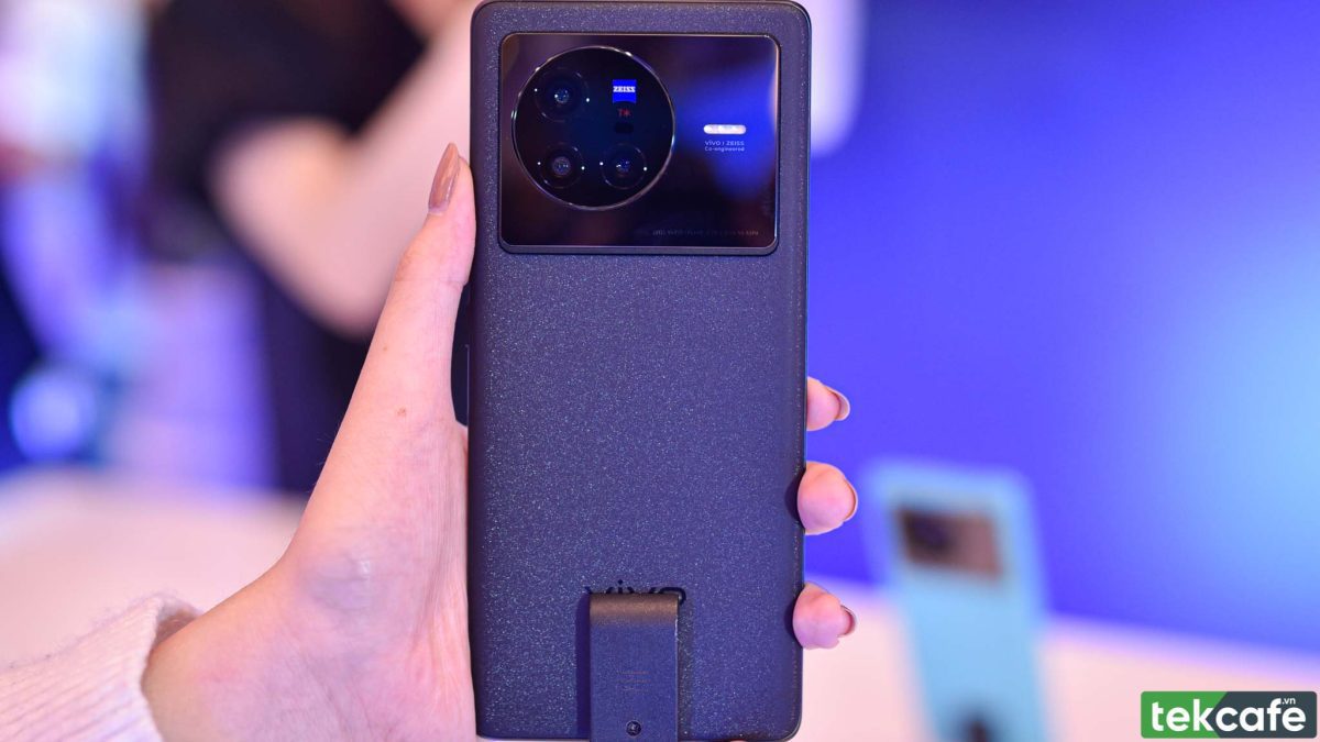 vivo X80