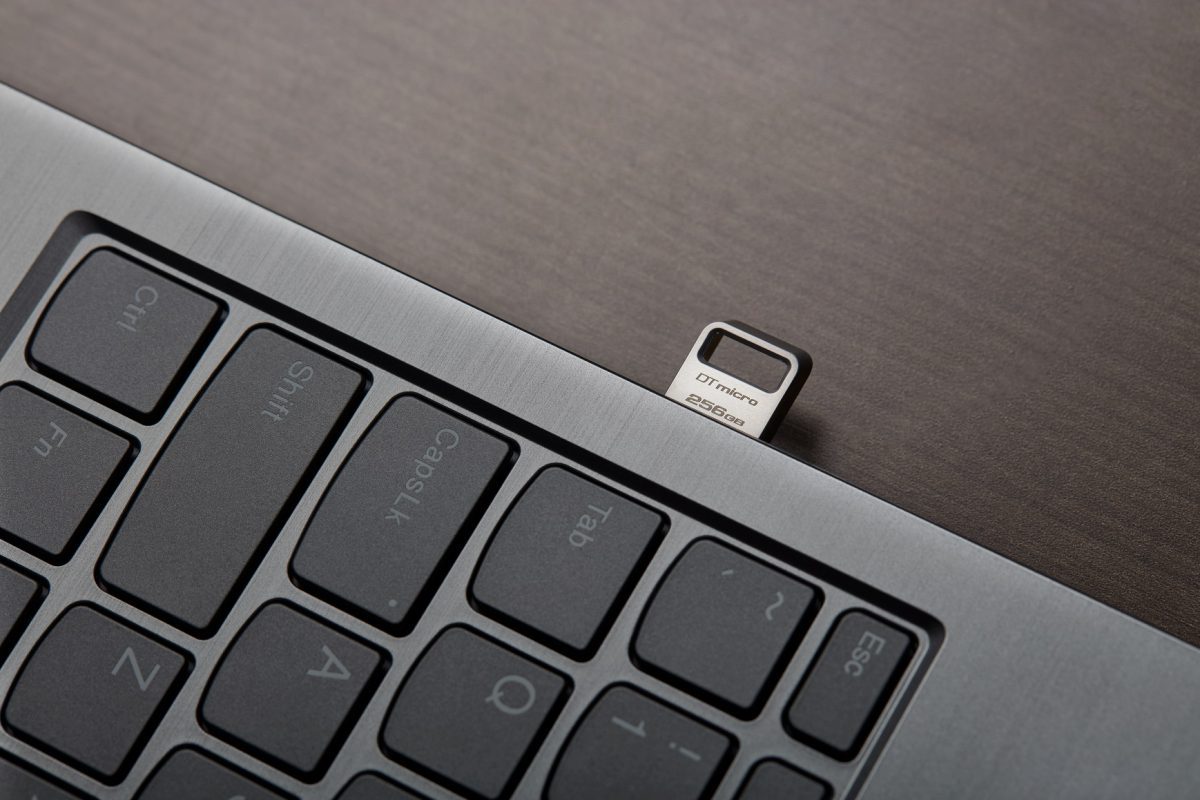 ổ SSD gắn ngoài