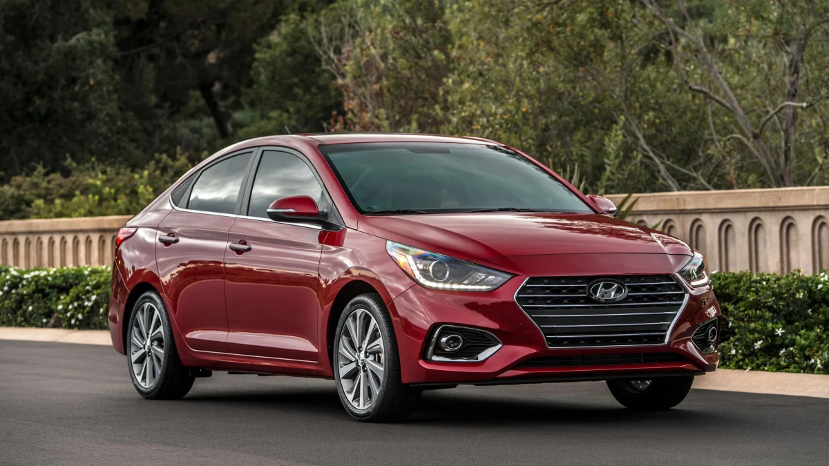 Hyundai Accent khai tử