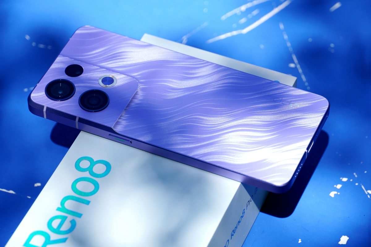 OPPO Reno8 Iris Purple