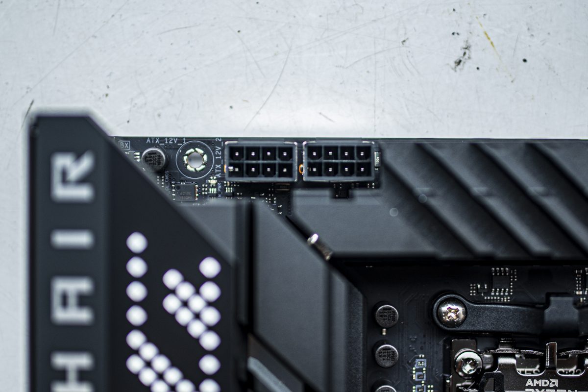 ROG CROSSHAIR X670E GENE