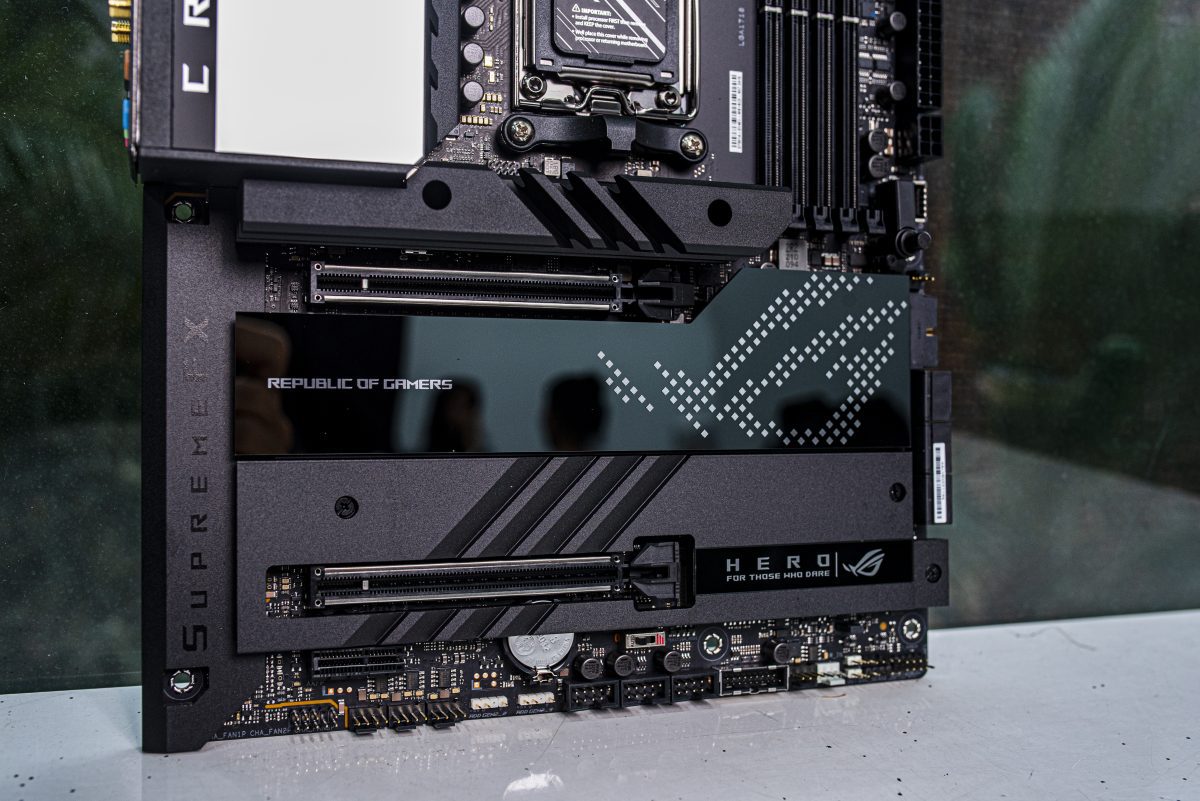 ROG CROSSHAIR X670E HERO