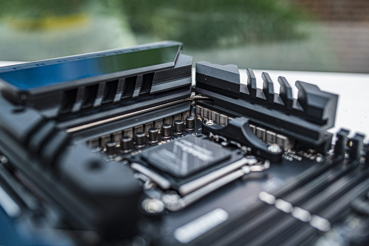 ROG CROSSHAIR X670E HERO