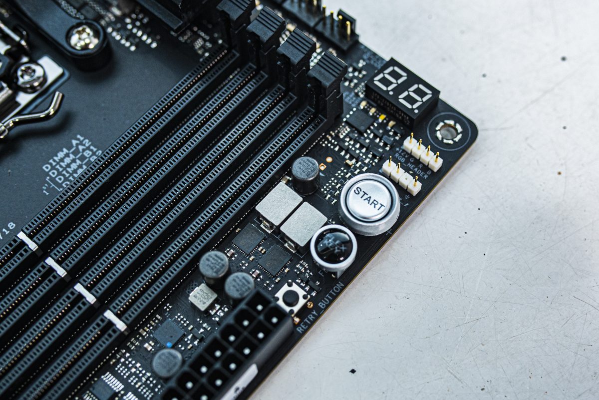 ROG CROSSHAIR X670E HERO