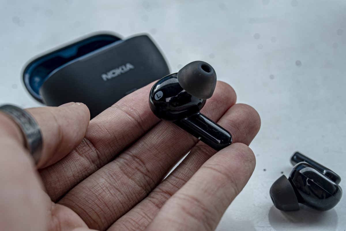 Trên tay Nokia Go Earbuds 2 Pro