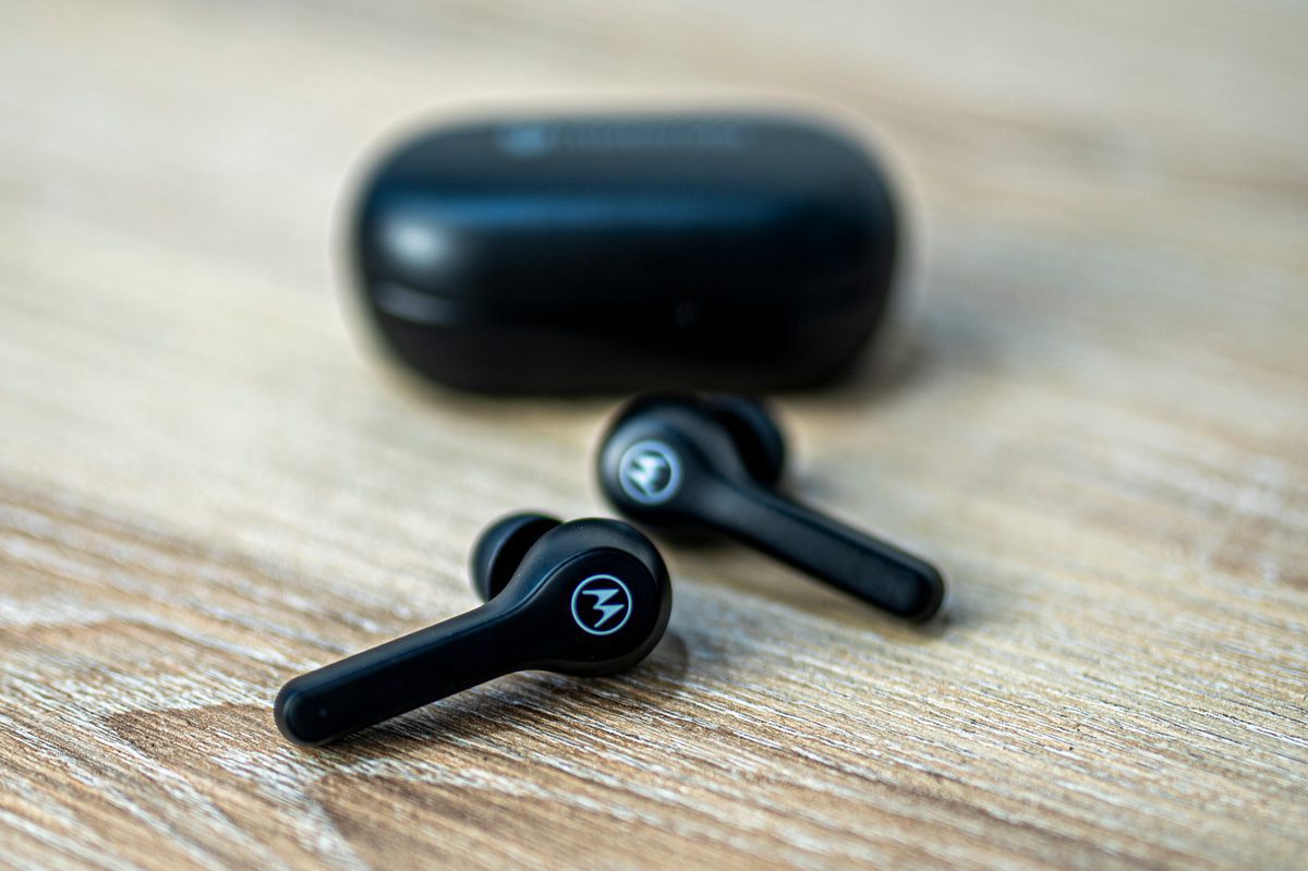 Motorola Moto Buds 085