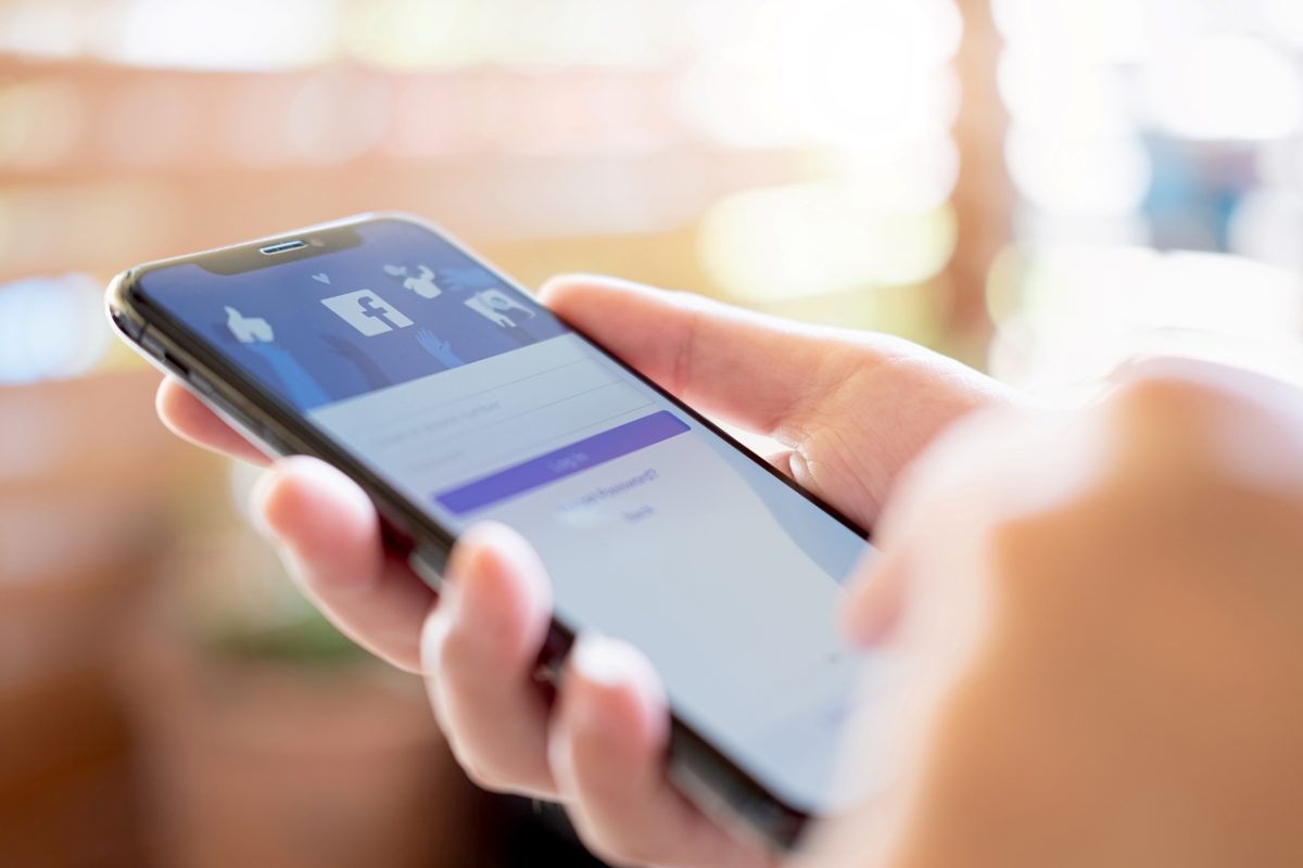 facebook tích hợp Messenger