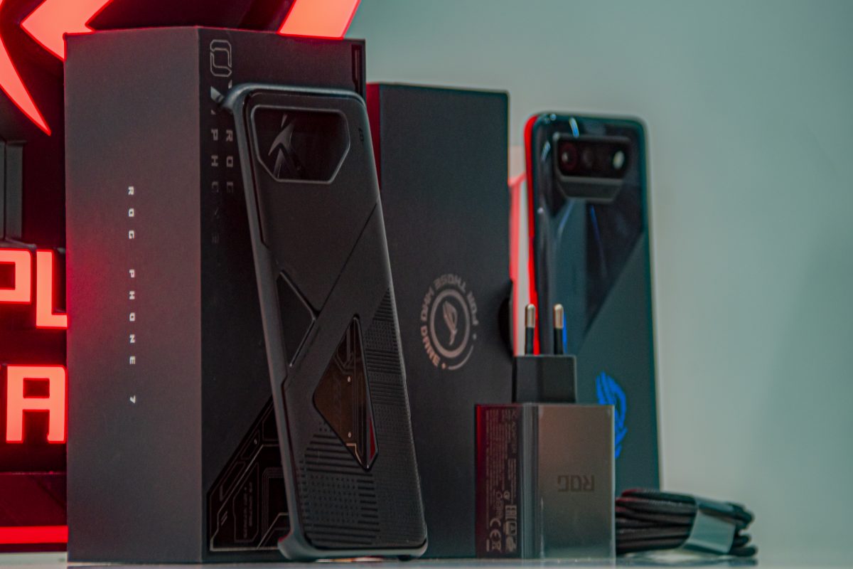 ROG Phone 7