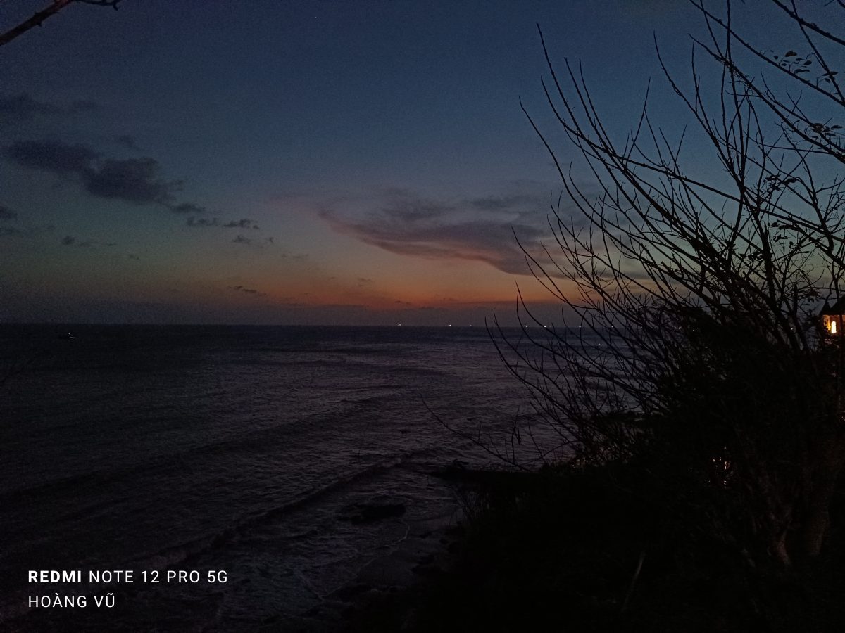 Trên tay Redmi Note 12 Pro 5G
