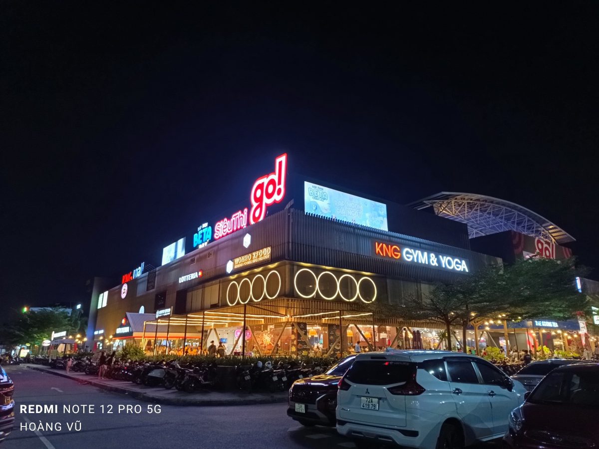 Trên tay Redmi Note 12 Pro 5G