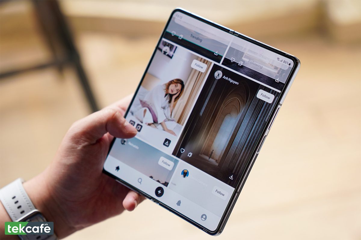 trên tay Galaxy Z Fold5