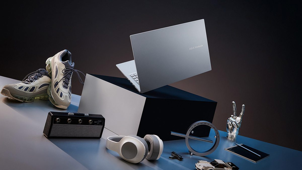 laptop Lumina OLED