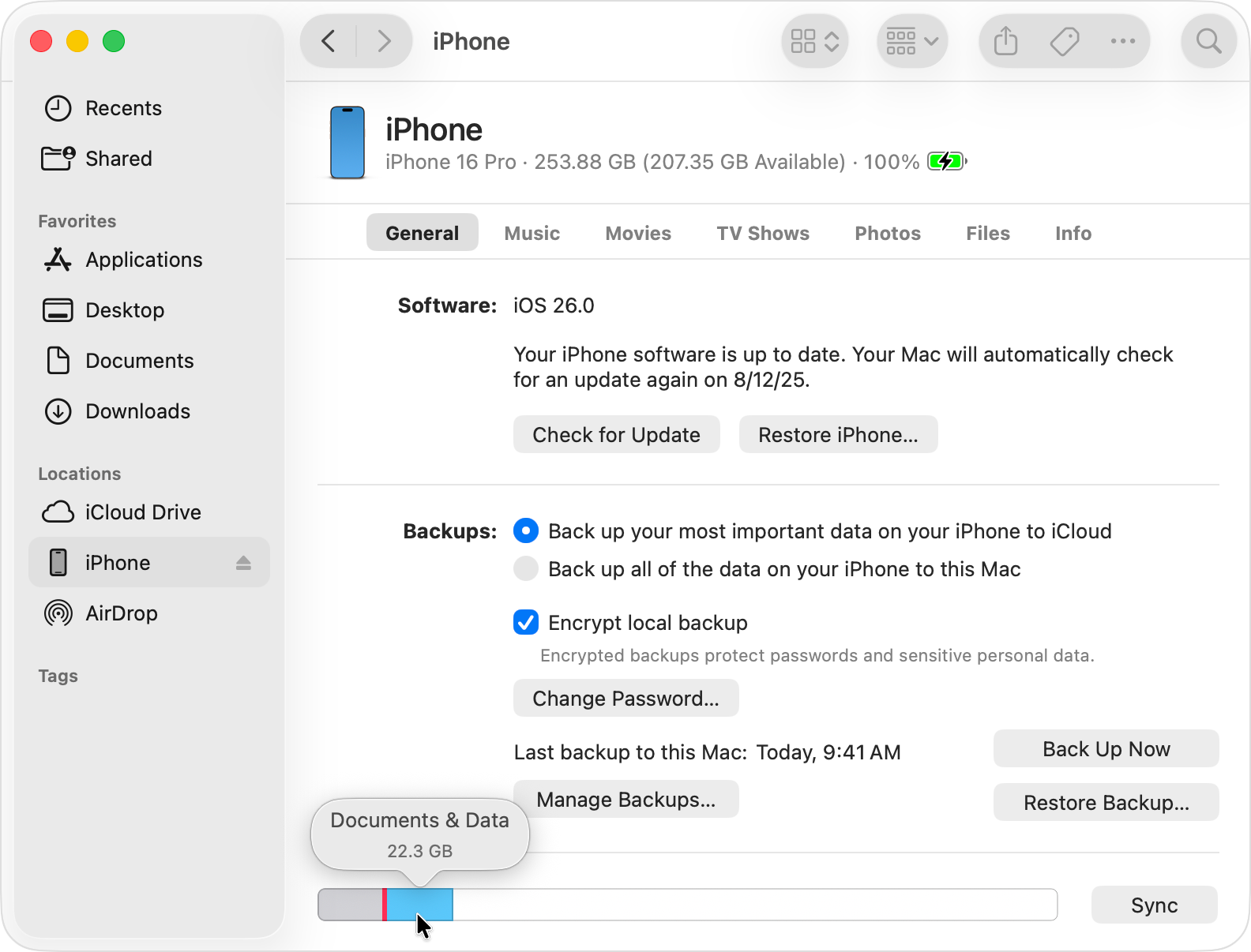 Apple Devices/Finder cũng cho phép xem phân bổ dung lượng iPhone từ máy tính
