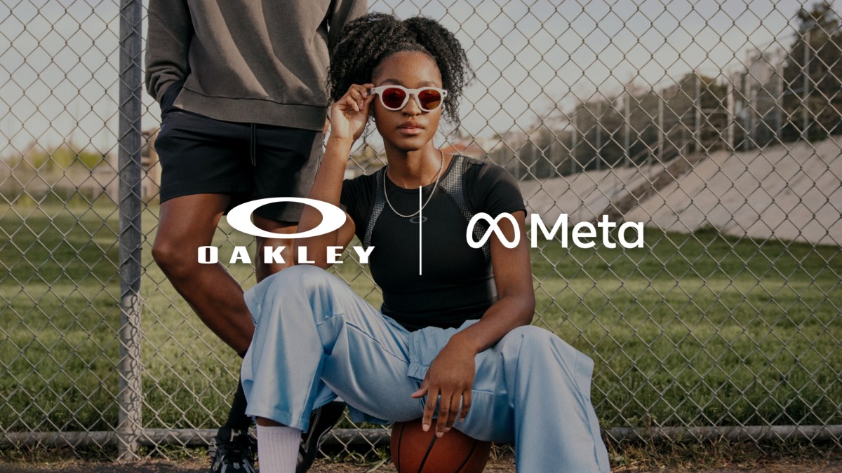 Oakley Meta được Meta định vị là nhóm kính AI hiệu năng cho thể thao và hoạt động ngoài trời