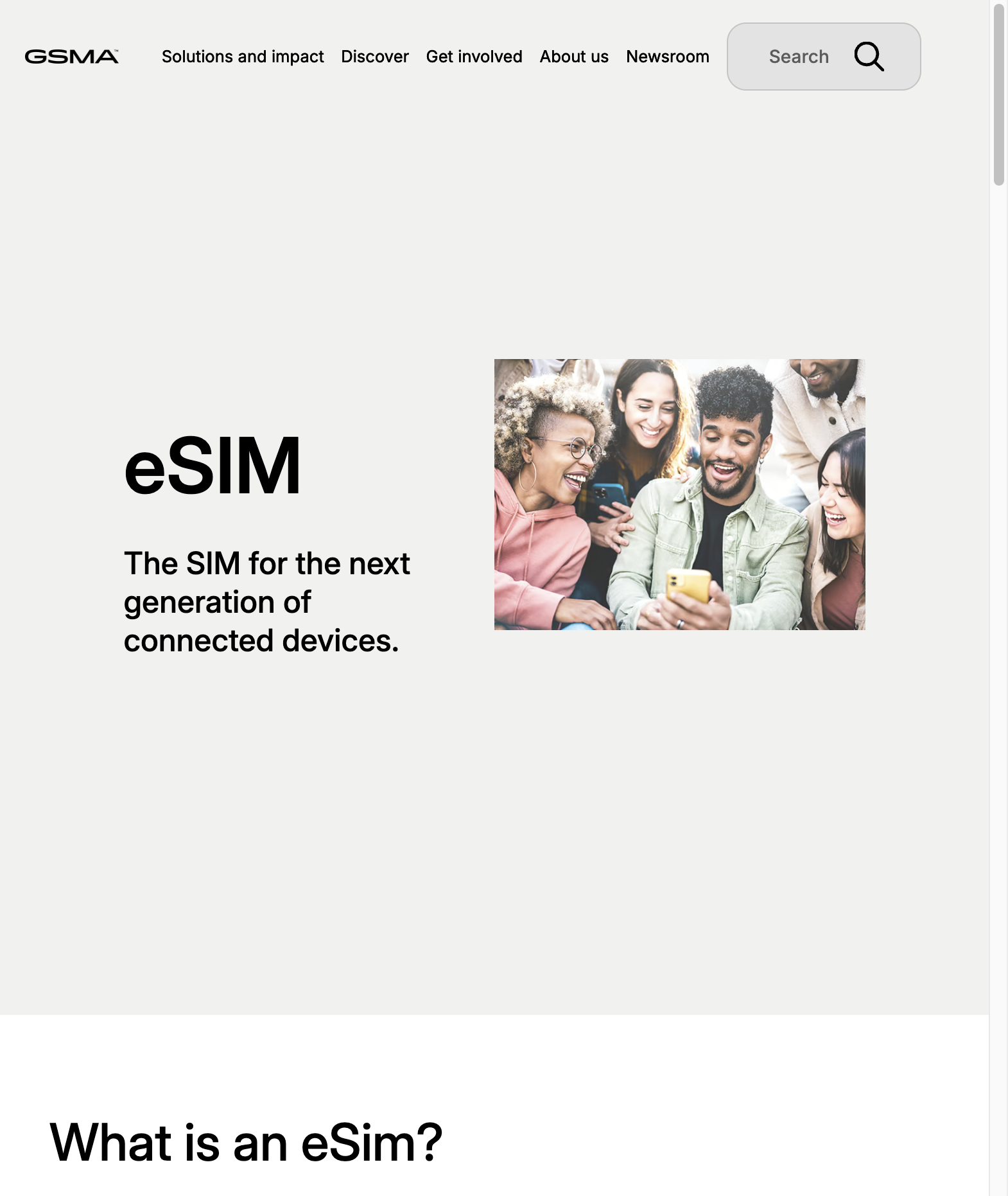 Trang GSMA giới thiệu eSIM như bước chuyển từ SIM vật lý sang SIM tích hợp cho thiết bị kết nối. Ảnh chụp nguồn: GSMA