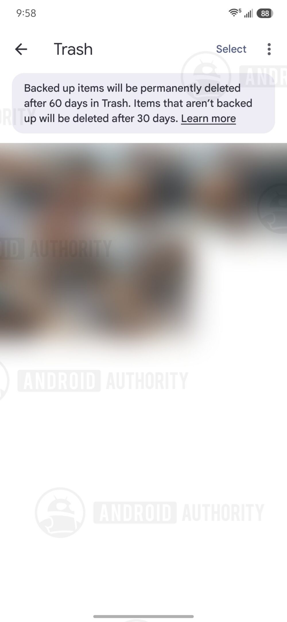Giao diện Thùng rác Google Photos nêu thời gian lưu ảnh đã sao lưu