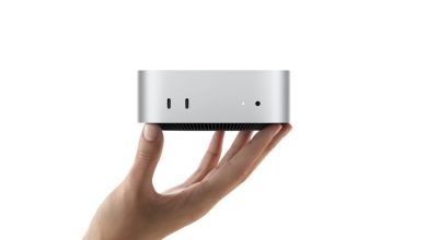 Mac mini trên nền tối