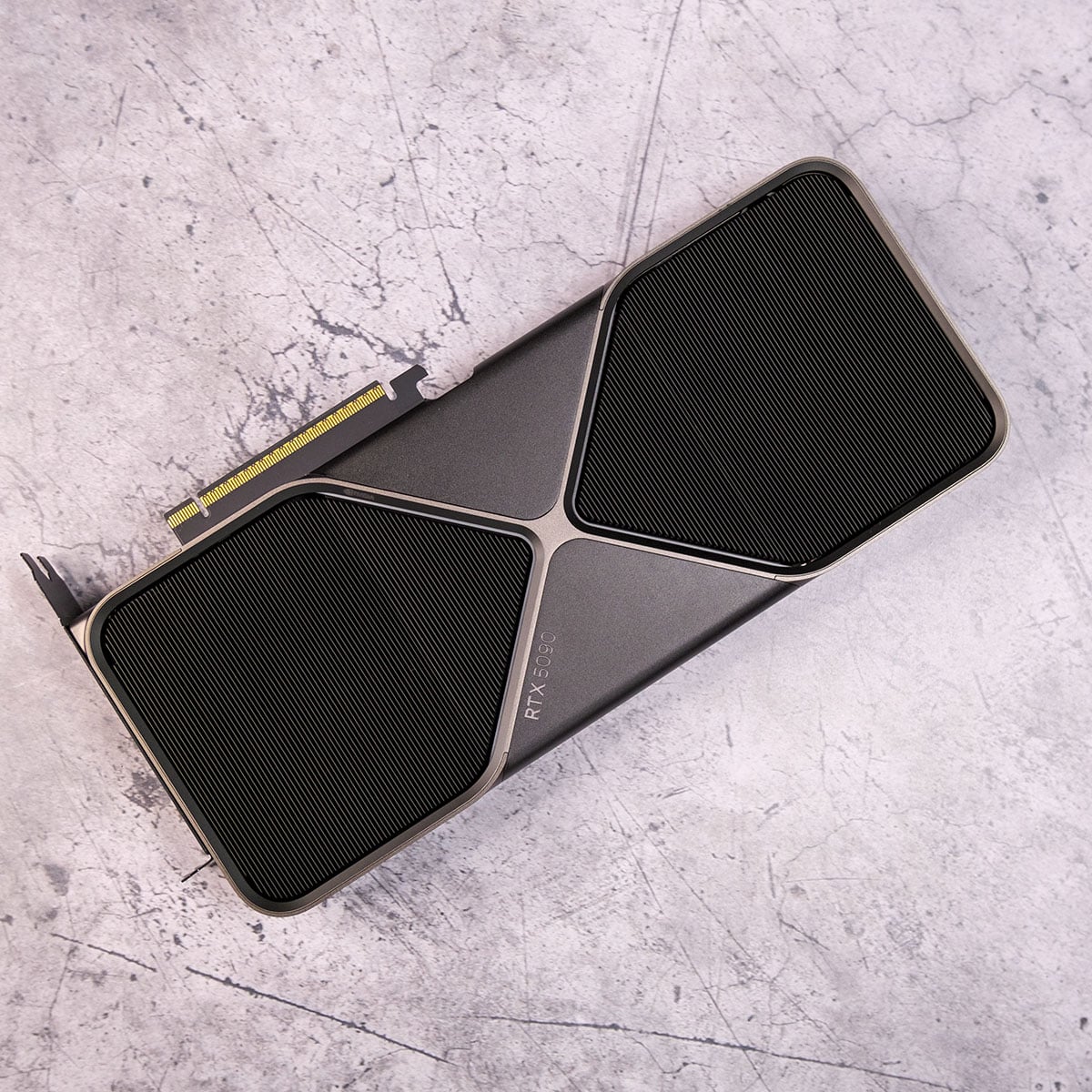 Heatsink fins Nvidia RTX 5090