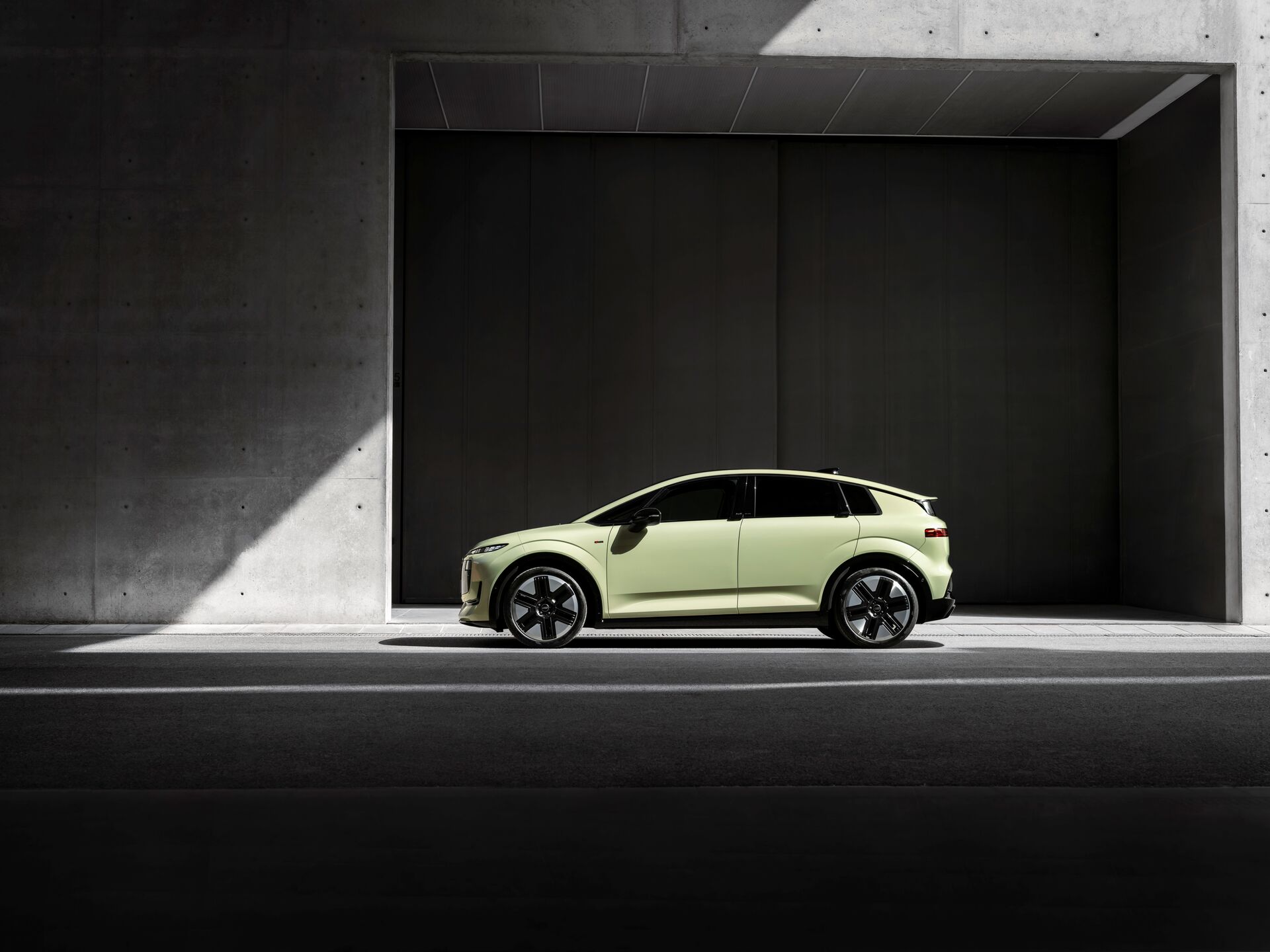 Nội thất khoang lái Audi A2 e-tron