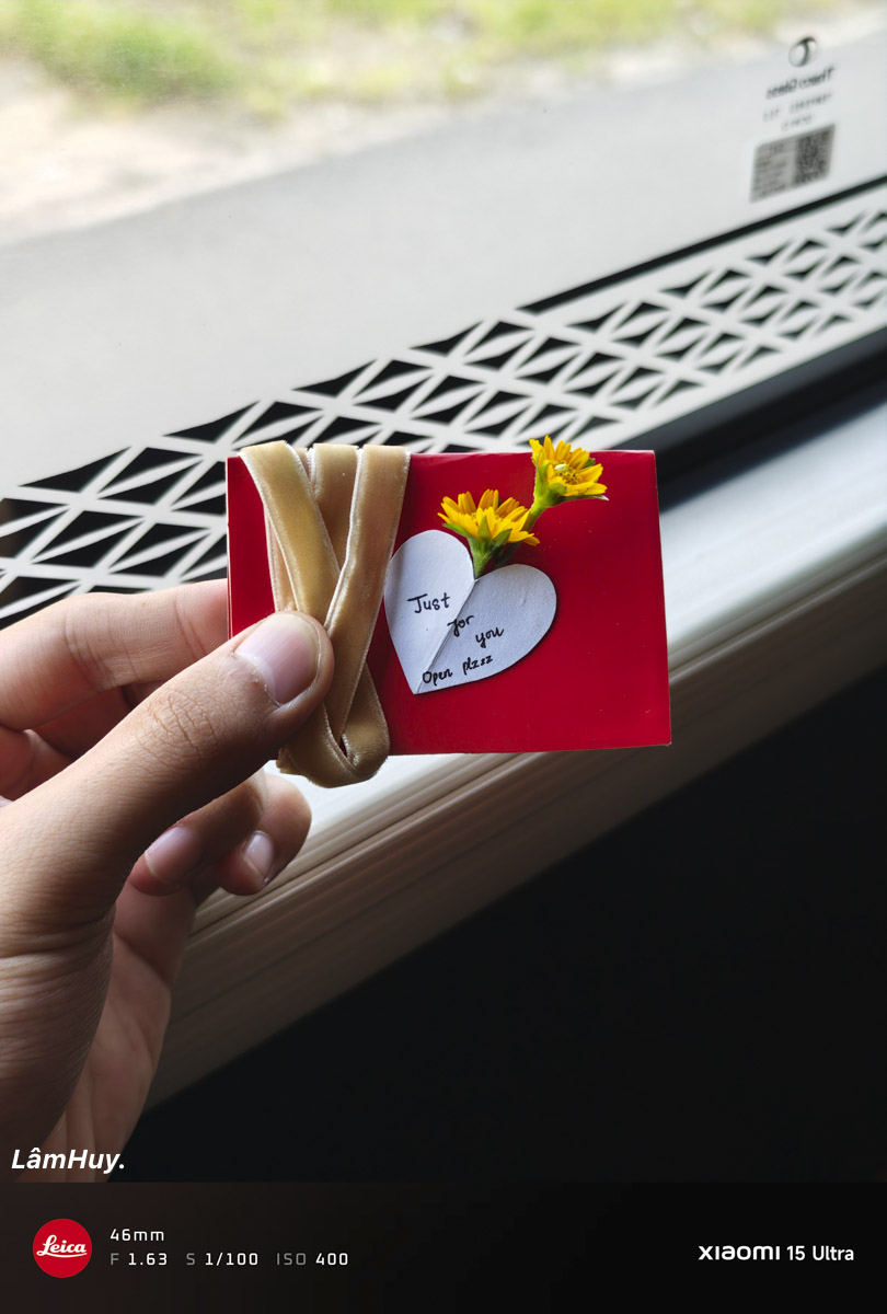 Sáng hôm sau khi đến nơi, mình nhận được một tấm thiệp chúc mừng sinh nhật siêu dễ thương từ người bạn đồng hành trong chuyến đi.