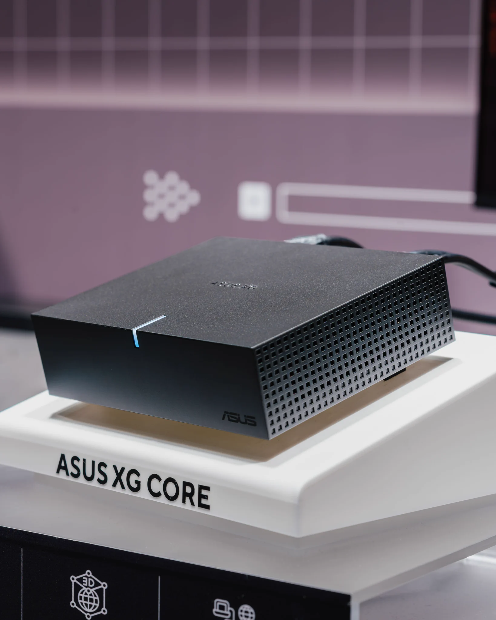 Dock đồ họa rời eGPU ASUS XG Core