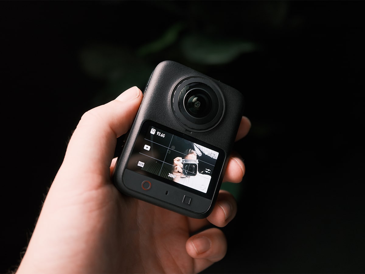 Thiết kế nhỏ gọn của DJI Osmo 360 II