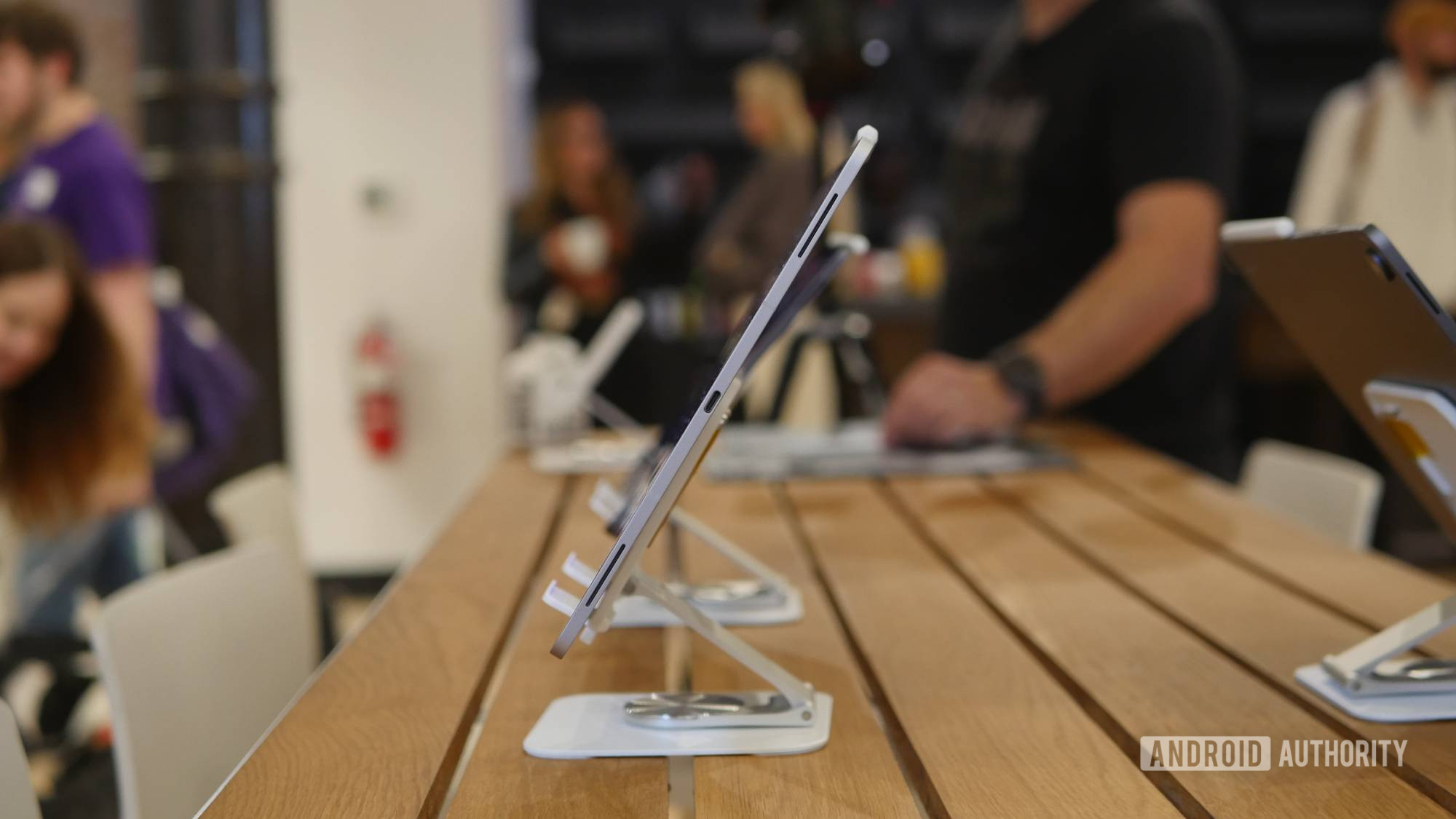 Độ mỏng viền Galaxy Tab S12 Ultra