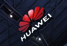 Logo Huawei tại hội nghị công nghệ
