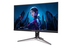 Màn hình gaming Acer Predator XB253Q U1 nhìn từ góc 3/4 với chân đỡ Predator màu xám