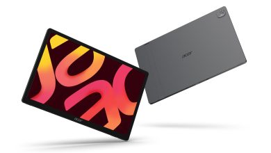 Mặt trước và mặt lưng máy tính bảng Acer Iconia X16 tích hợp chân đế